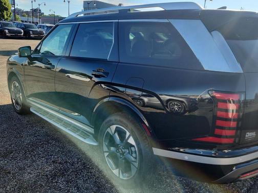 Abyss Black Pearl 2026 Hyundai PALISADE Limited
