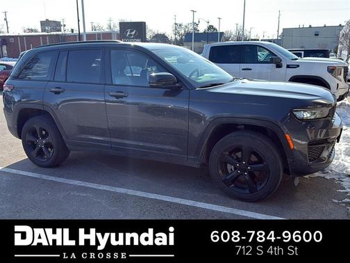 2023 Jeep Grand Cherokee Altitude