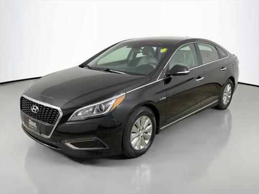 2016 Hyundai SONATA Hybrid SE