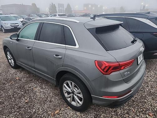 2025 Audi Q3 Premium 45 TFSI S line quattro Tiptronic