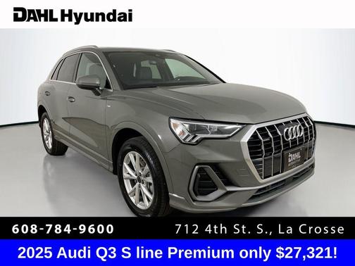 2025 Audi Q3 Premium 45 TFSI S line quattro Tiptronic