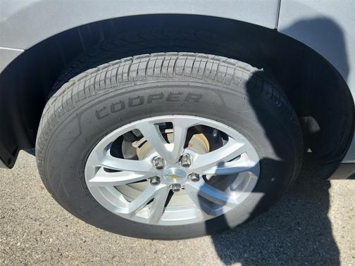 Silver Ice Metallic 2016 Chevrolet Equinox LT