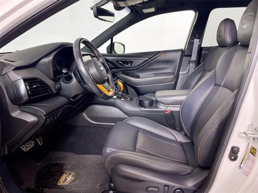 Crystal White Pearl 2022 Subaru Outback Wilderness