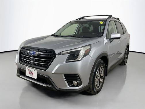 Ice Silver Metallic 2023 Subaru Forester Premium
