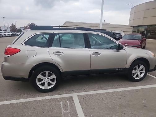 2014 Subaru Outback 2.5i
