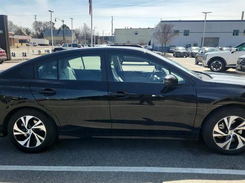 Crystal Black Silica 2023 Subaru Legacy Premium