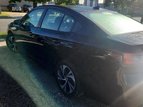 Crystal Black Silica 2024 Subaru Legacy Premium