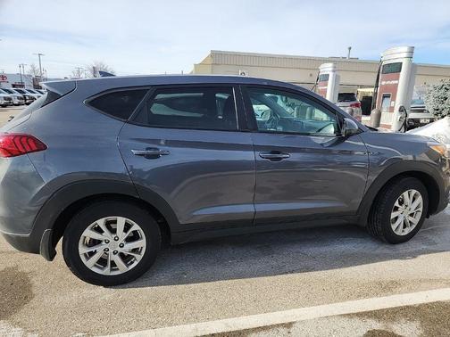 2019 Hyundai TUCSON SE