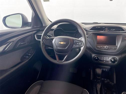 Mosaic Black Metallic 2023 Chevrolet Trailblazer LS