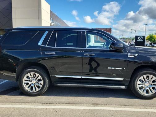 Onyx Black 2025 GMC Yukon Denali
