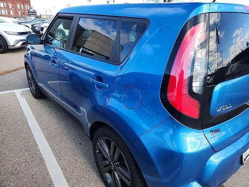 2015 Kia Soul +