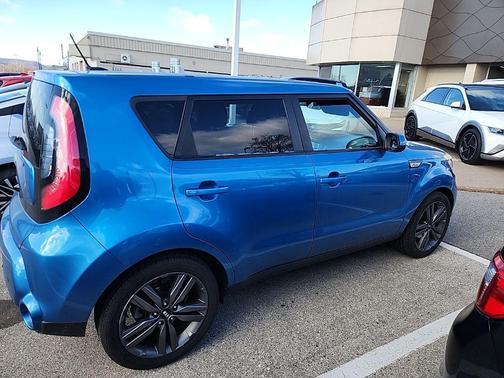 2015 Kia Soul +