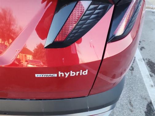 2025 Hyundai TUCSON Hybrid Limited