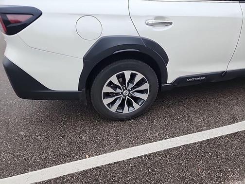 2023 Subaru Outback Touring XT