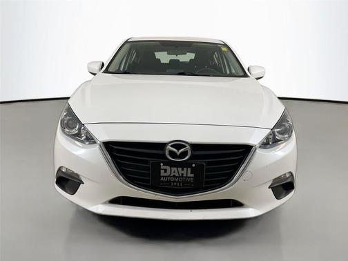 Snowflake White Pearl Mica 2016 Mazda Mazda3 i Sport