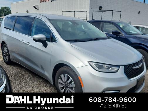 Silver Mist Clearcoat 2023 Chrysler Pacifica Hybrid Touring L