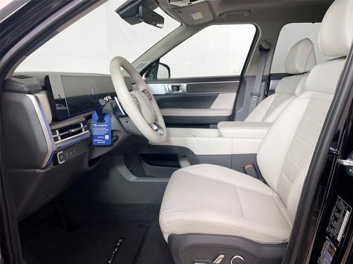 Phantom Black 2026 Hyundai SANTA FE Limited