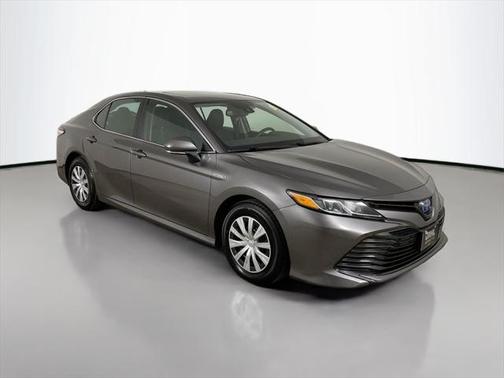 2019 Toyota Camry Hybrid LE