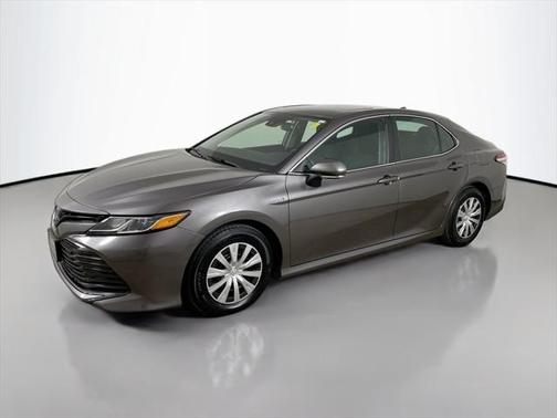 2019 Toyota Camry Hybrid LE