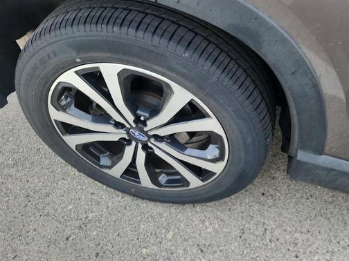 Brilliant Bronze Metallic 2023 Subaru Forester Limited