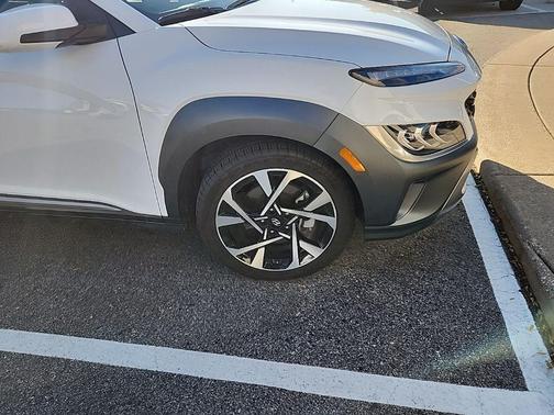 2023 Hyundai KONA Limited