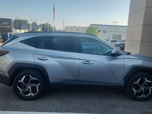 Shimmering Silver 2022 Hyundai TUCSON Hybrid SEL Convenience