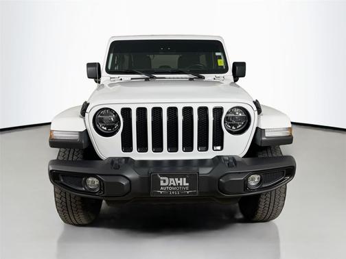 Bright White Clearcoat 2021 Jeep Wrangler Unlimited Sahara
