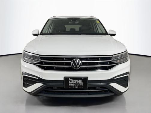 Pure White 2024 Volkswagen Tiguan 2.0T SE 4MOTION