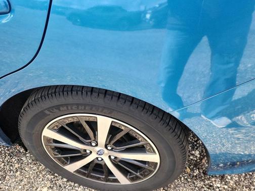 2019 Subaru Impreza 2.0i Premium