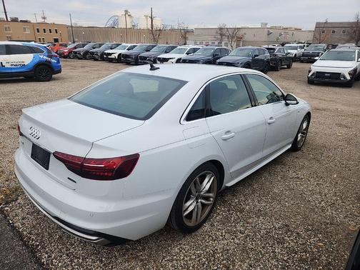 2023 Audi A4 45 S line Premium Plus