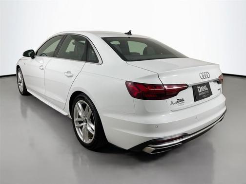 2023 Audi A4 45 S line Premium Plus
