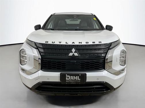 2023 Mitsubishi Outlander SE Black Edition S-AWC