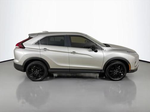 2024 Mitsubishi Eclipse Cross LE