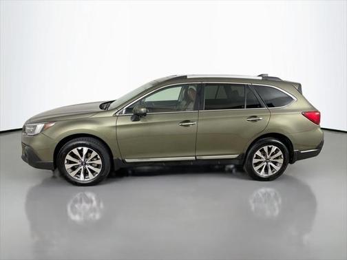 2019 Subaru Outback 2.5i Touring
