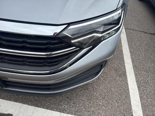 2023 Volkswagen Jetta 1.5T SE