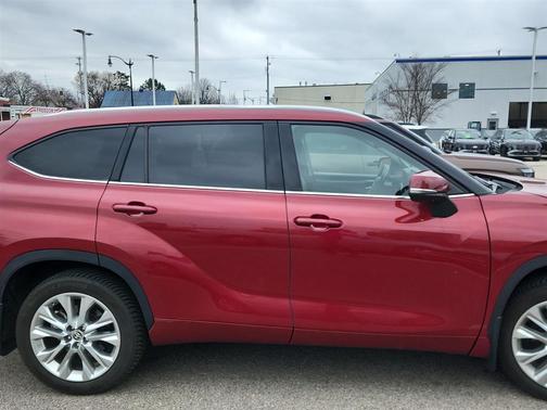 Ruby Flare Pearl 2021 Toyota Highlander Limited