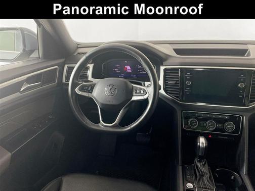 Platinum Gray Metallic 2021 Volkswagen Atlas Cross Sport 2.0T SEL
