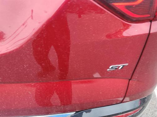 Cherry Red Tintcoat 2023 Buick Enclave Essence AWD