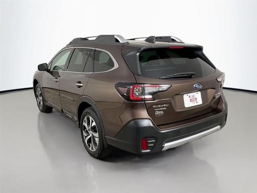 Cinnamon Brown Pearl 2022 Subaru Outback Touring