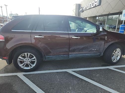 2010 Lincoln MKX Base