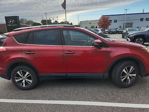 2016 Toyota RAV4 XLE