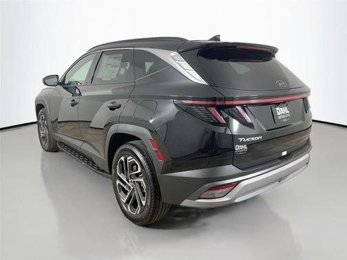 Phantom Black 2026 Hyundai TUCSON Limited