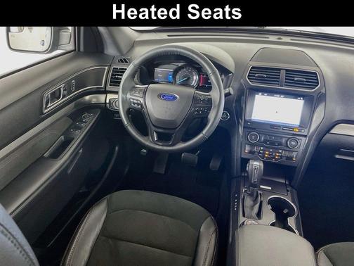 Blue Metallic 2018 Ford Explorer XLT