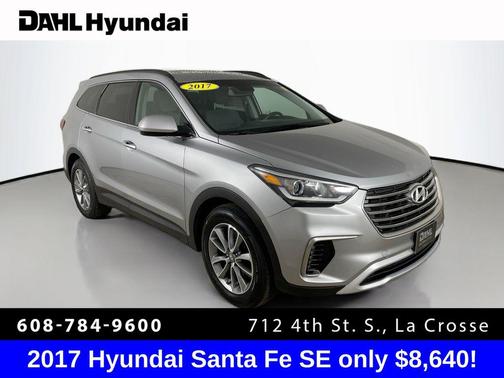 2017 Hyundai SANTA FE SE