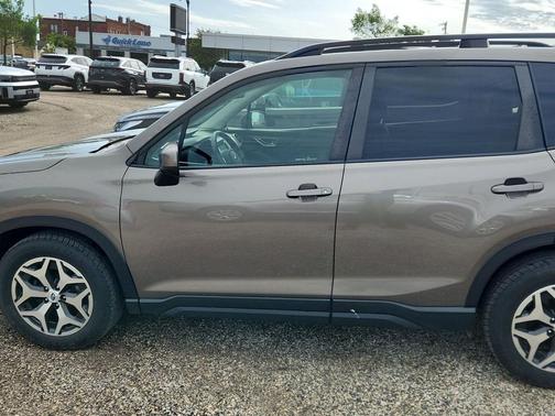 Sepia Bronze Metallic 2019 Subaru Forester Premium