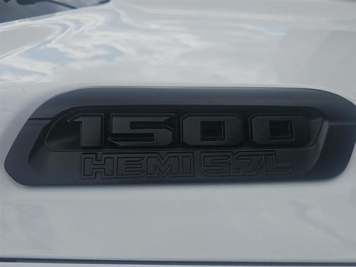 Bright White Clearcoat 2020 RAM 1500 Big Horn/Lone Star