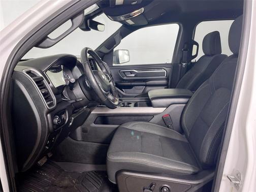 Bright White Clearcoat 2020 RAM 1500 Big Horn/Lone Star