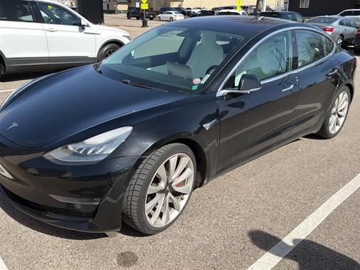 2018 Tesla Model 3 Performance