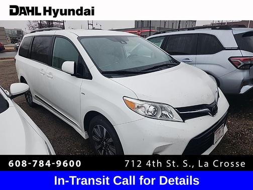 2019 Toyota Sienna LE