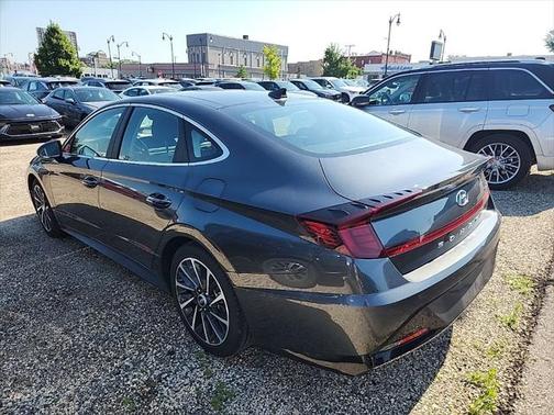 2023 Hyundai SONATA Limited